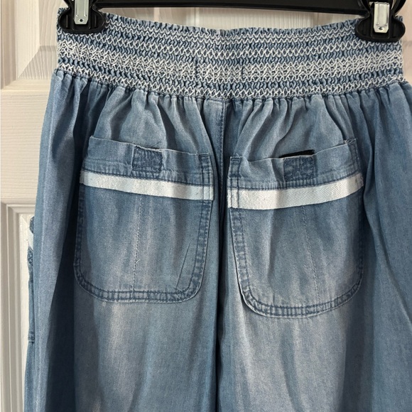 Blue Wide-Leg Denim Pants - Picture 6 of 6